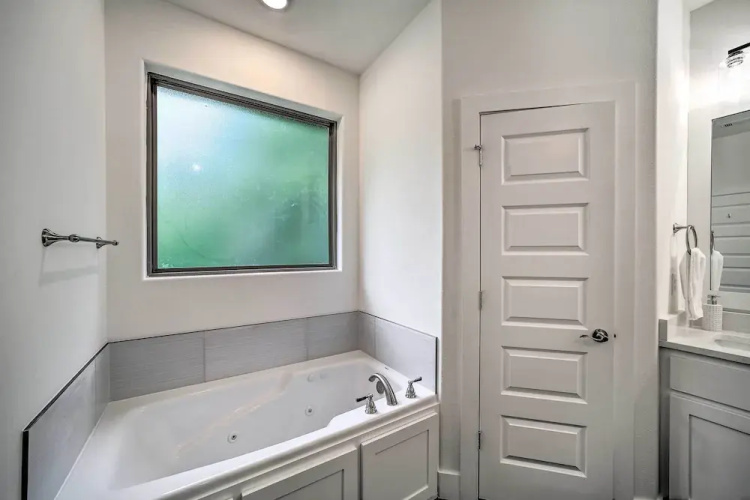 New Everything! Comfy Home w/ Deck & Trail Access!