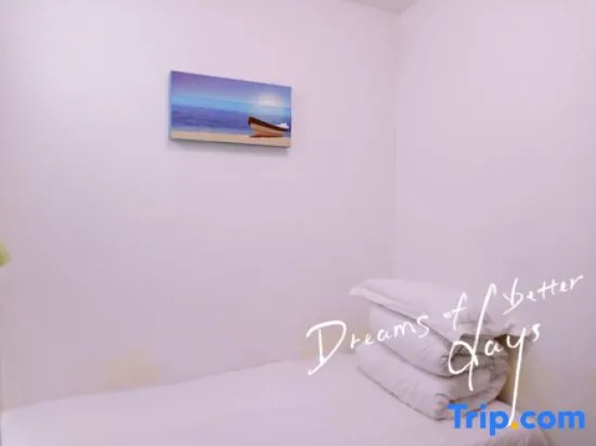 Yiqun Hotel