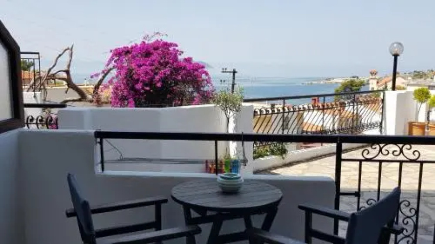 Aria's House Studios & Apartments