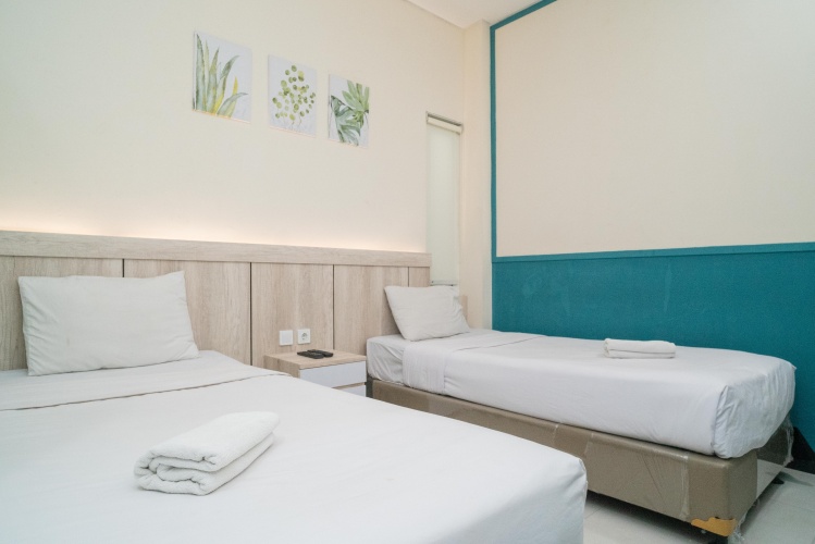 Standard Twin room