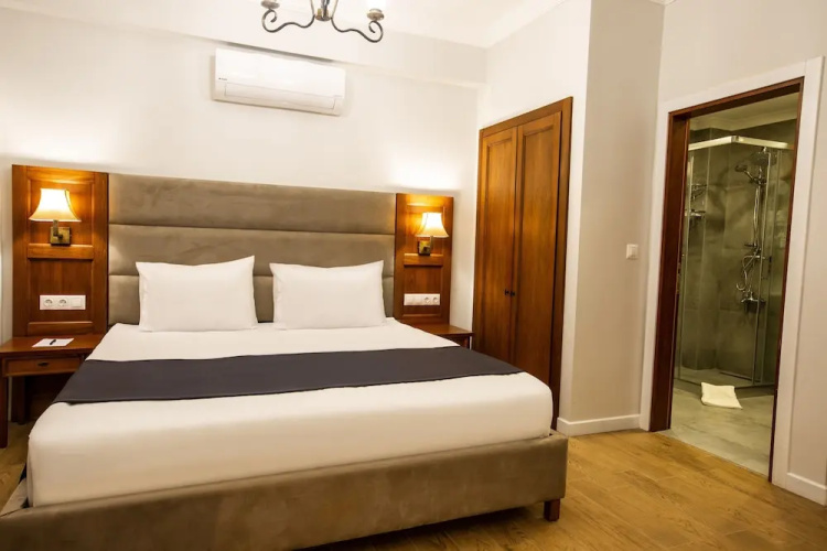 Zanike Hotel