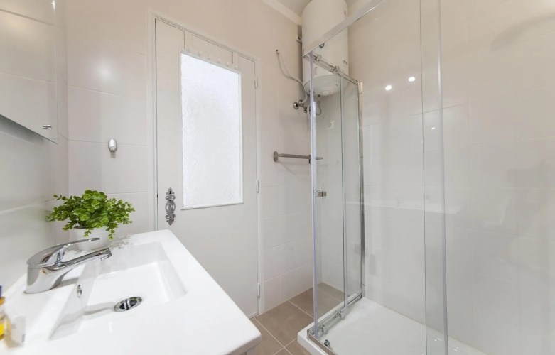 B48 - Olive Tree Street 2 Bed Apartement
