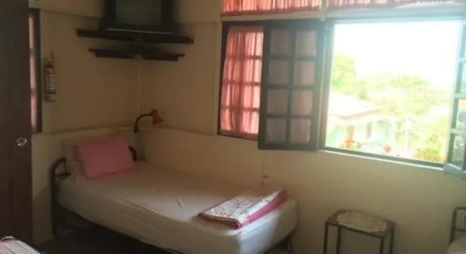 Dim's Hostal
