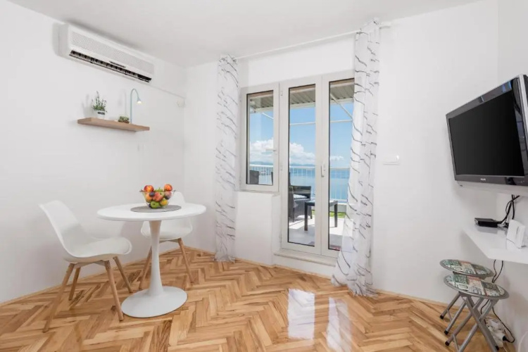 Studio apartman Rozi