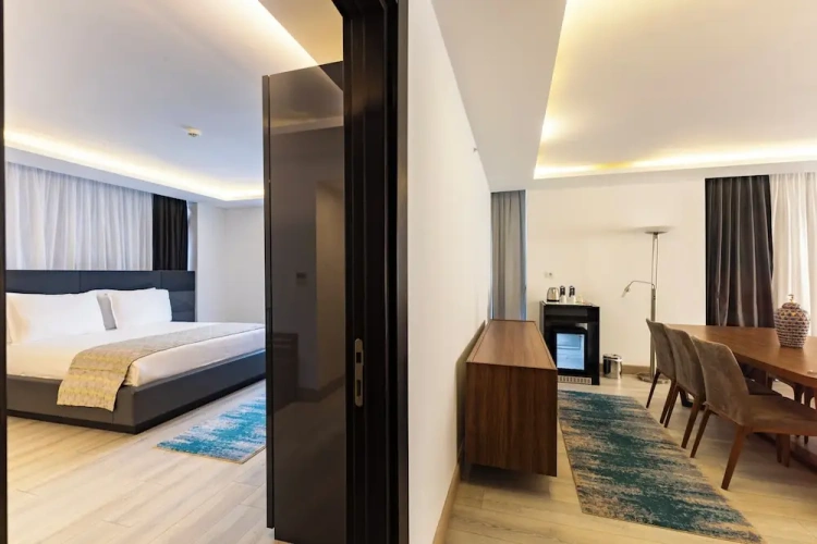 Executive Suite with balcony