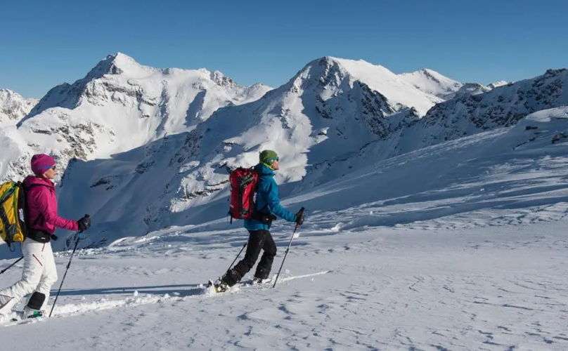Stilfser Häuschen mit Blick auf König Ortler