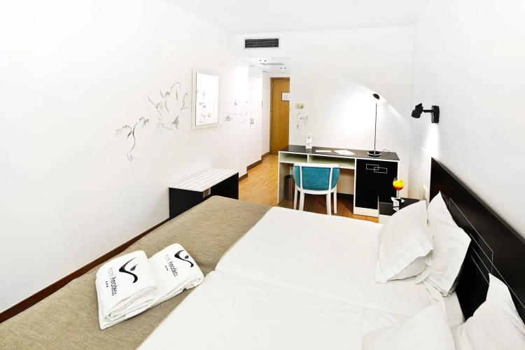 Urban Hotel Amadeos