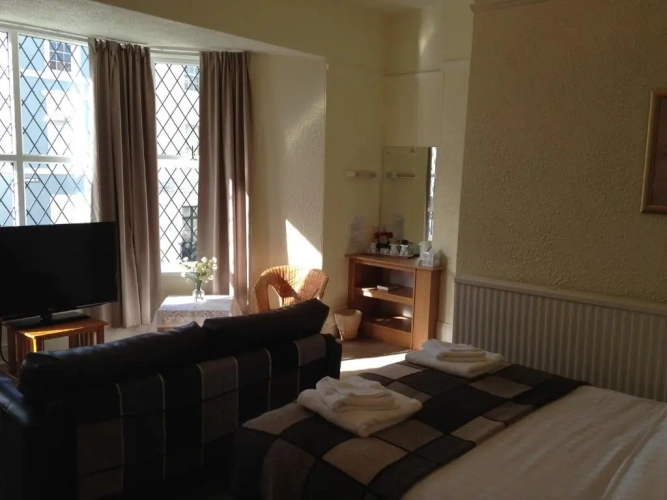 Deluxe Family Suite