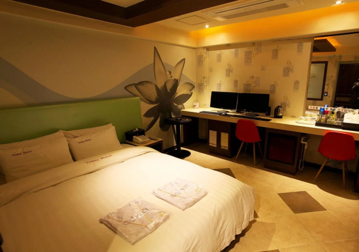 9Nine Hotel