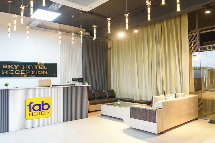 Fabhotel Sky I
