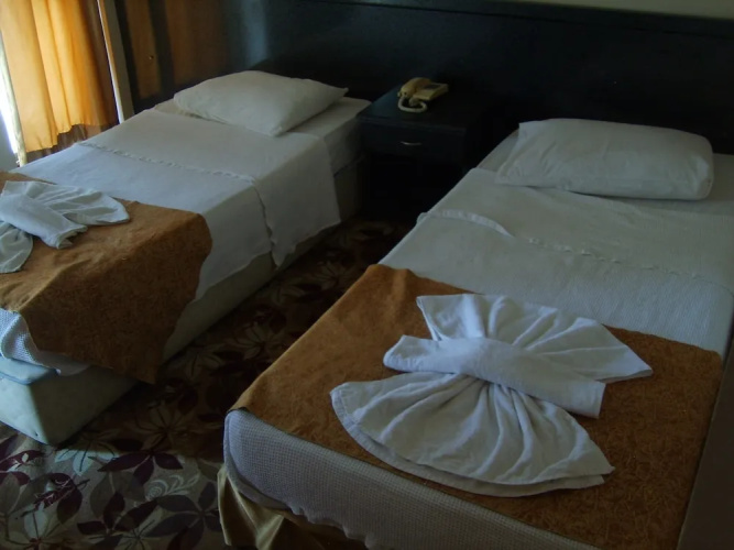 Minay Hotel