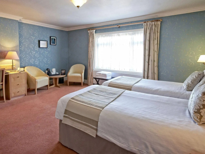 Cliff House Hotel