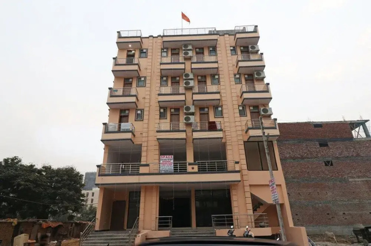 VS Stays by OYO Rooms