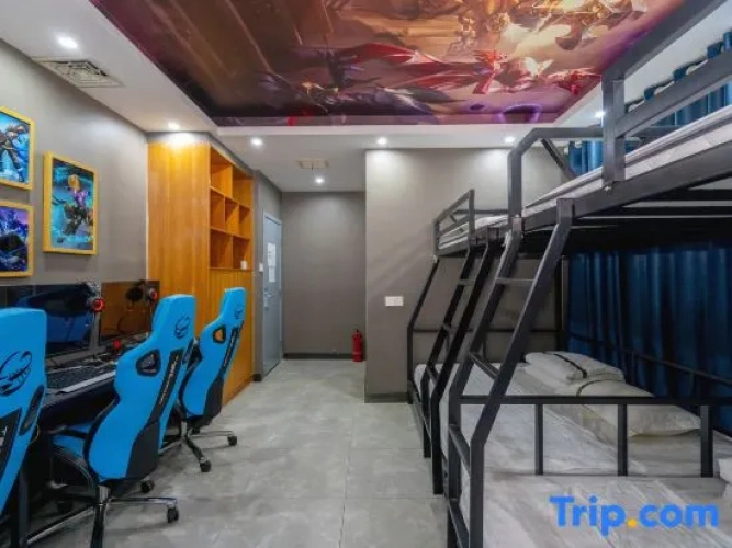 Privilege Quadruple room with lake view