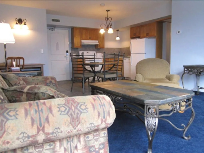 Misty Mountain Inn and Suites