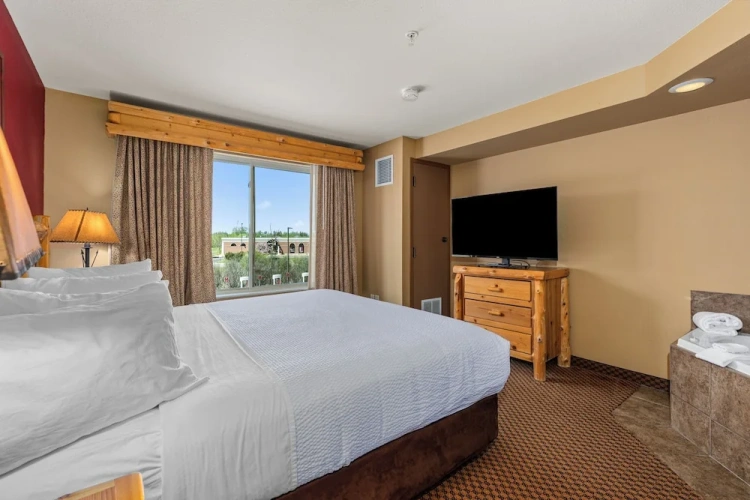 Quadruple Family Suite
