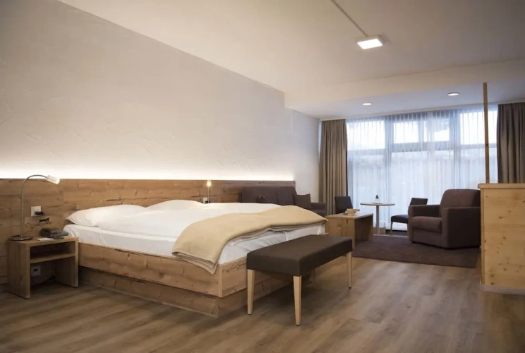 Standard Triple Basement room