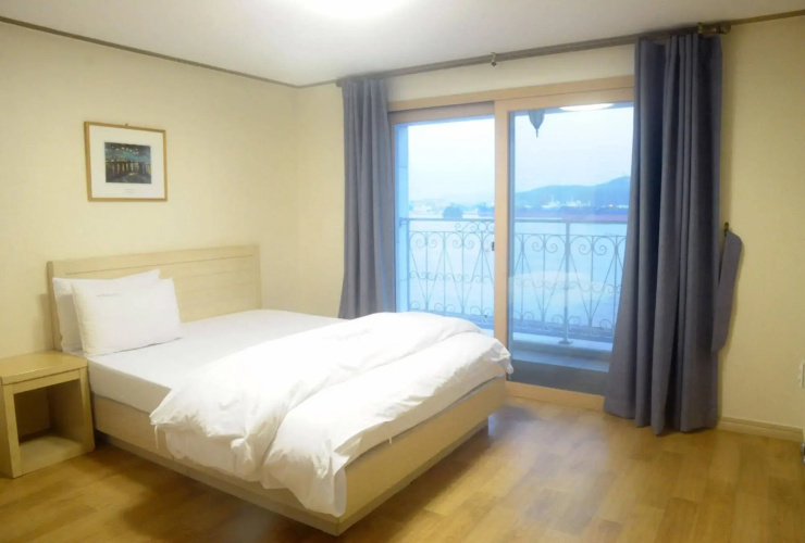 Hansan Hotel