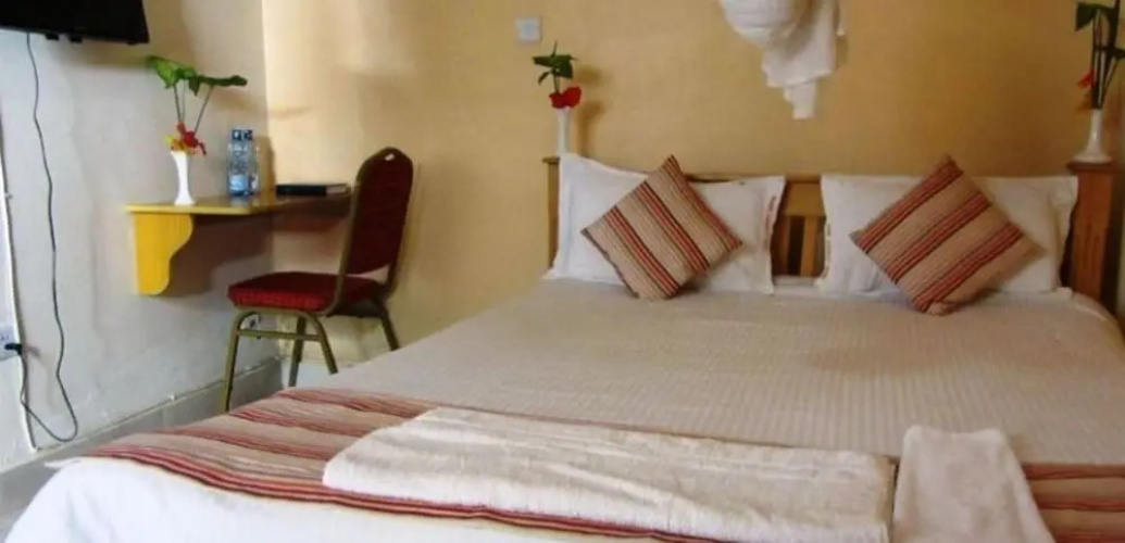 Maya Hotel