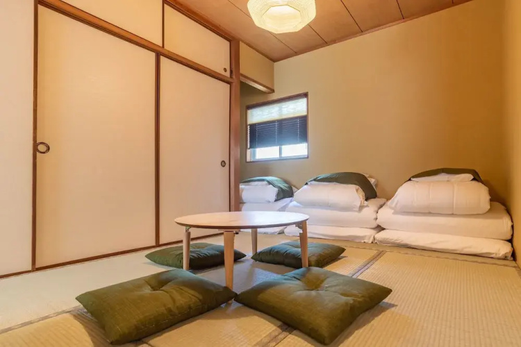 Bijou Suites Pieces
