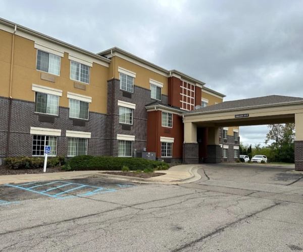 Hometowne Studios By Red Roof Southfield - Southfield, MI
