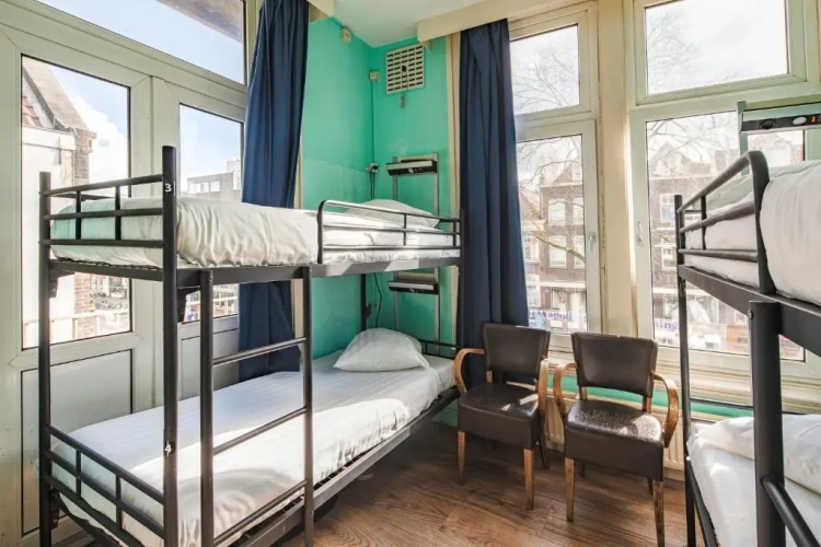 Bed in Dorm