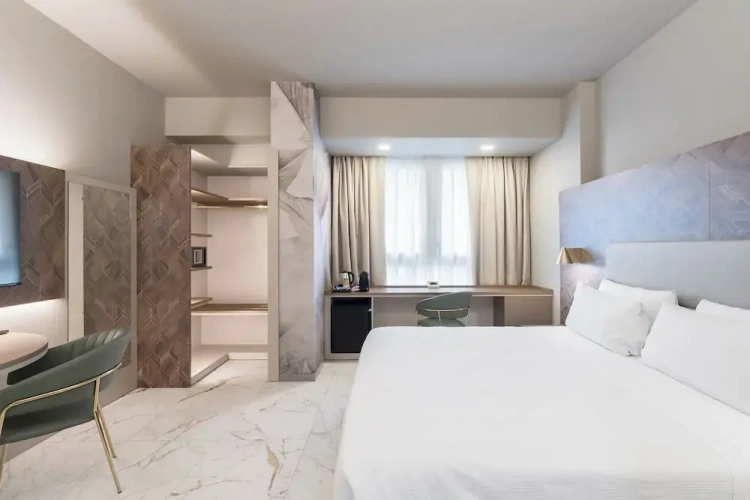 Luxury room