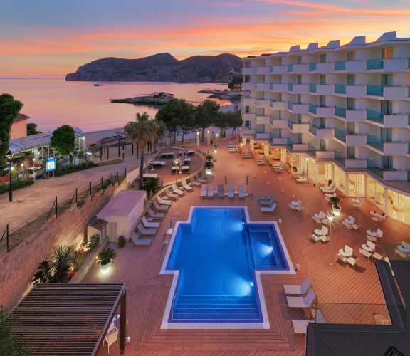 Boutique Hotel H10 Blue Mar - Adults Only photo 28
