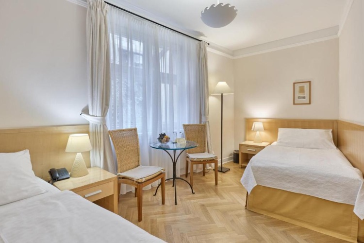 Economy Twin room