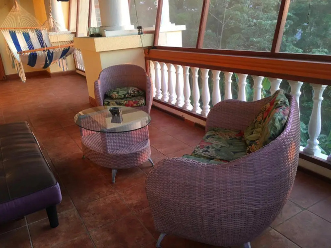 Blue Roatan Resort