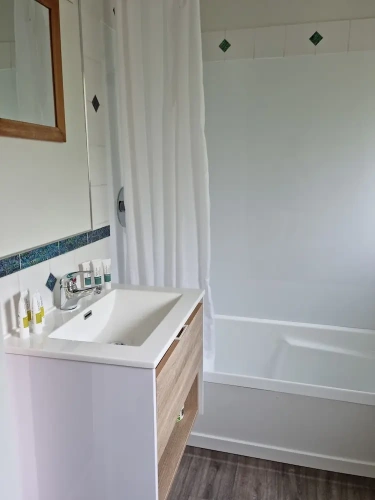 2 Bedrooms Economy Family Suite