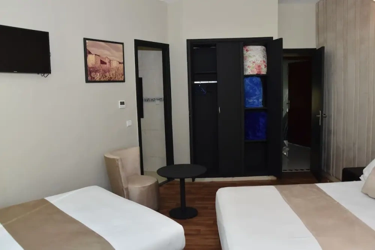 Classic Triple room