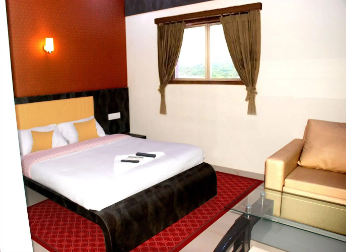 Hotel Adore Inn