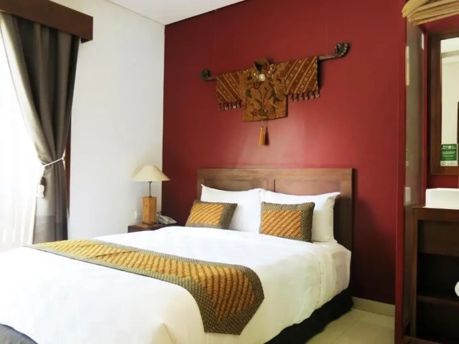 Deluxe Double room with balcony and with pool view