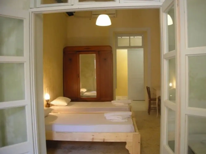 1 Bedroom Basement Apartment