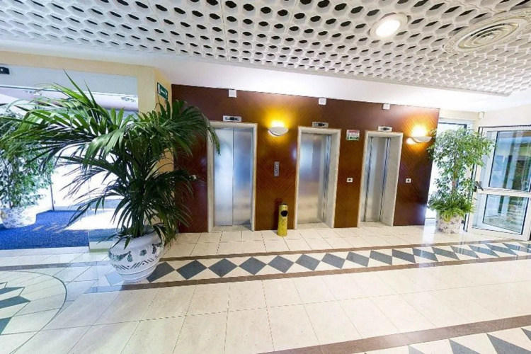 Aparthotel Holiday