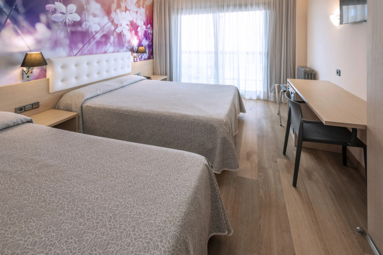 Hotel Tropic Park