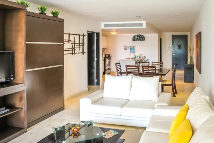 Elements 210 2 Bedroom Condo by Redawning