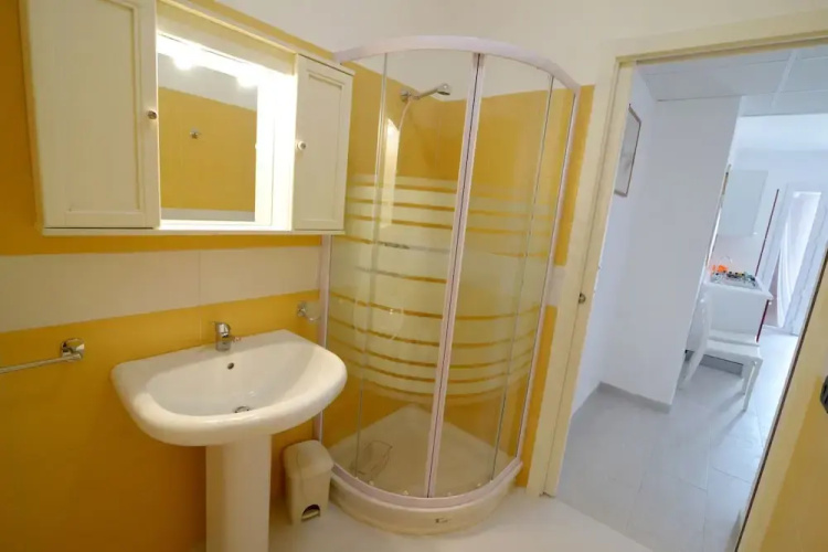 Toto Residence
