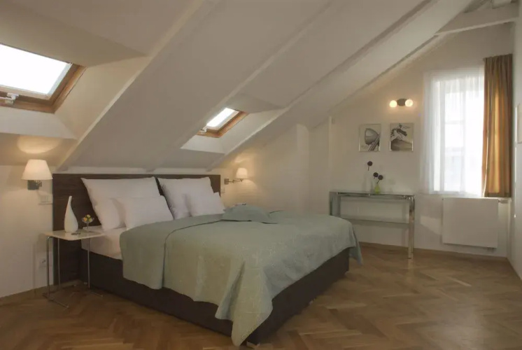 Residence Karlova