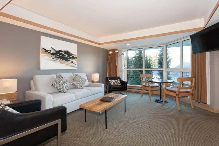 Le Chamois by Whistler Premier