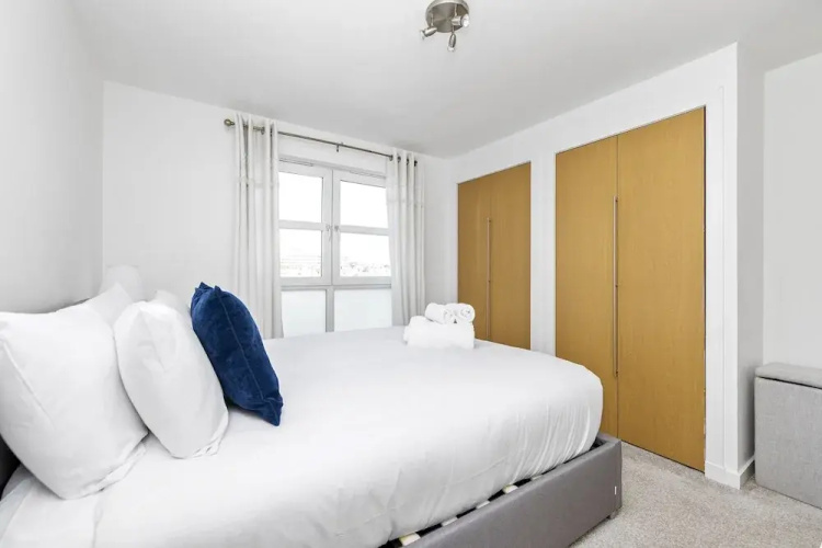 JOIVY Stunning 2-Bed Flat W/ Free Parking