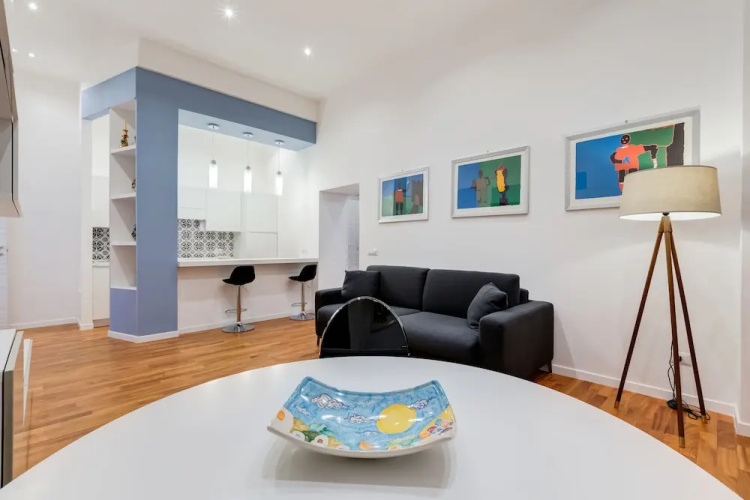 A modern flat near the Vatican