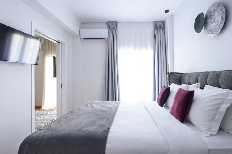 Acropolis Grand Apartment