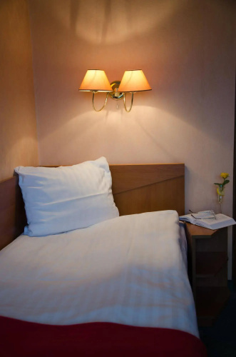 West Hotel