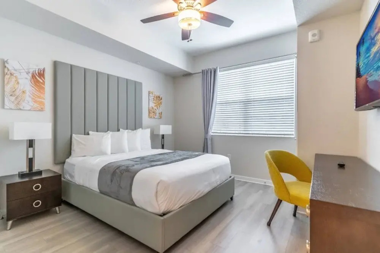 4001 Vista Cay