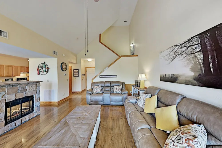 830golf1 2 Bedroom Condo