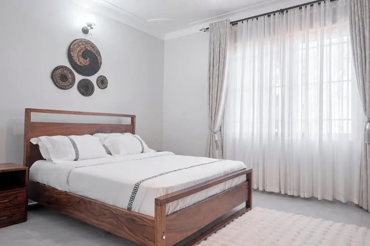 B&S Luxe Living