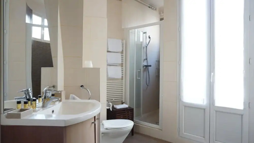 Etoile - 2 pièces - 104 m² - Paris 8