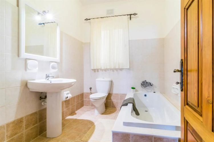 Ta Frenc Apartments